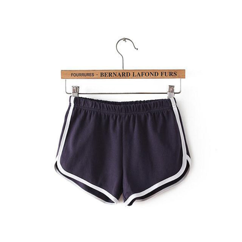 Pantaloncini Sportivi Neri in  - Yoga Fitness Girl recensione e prezzo