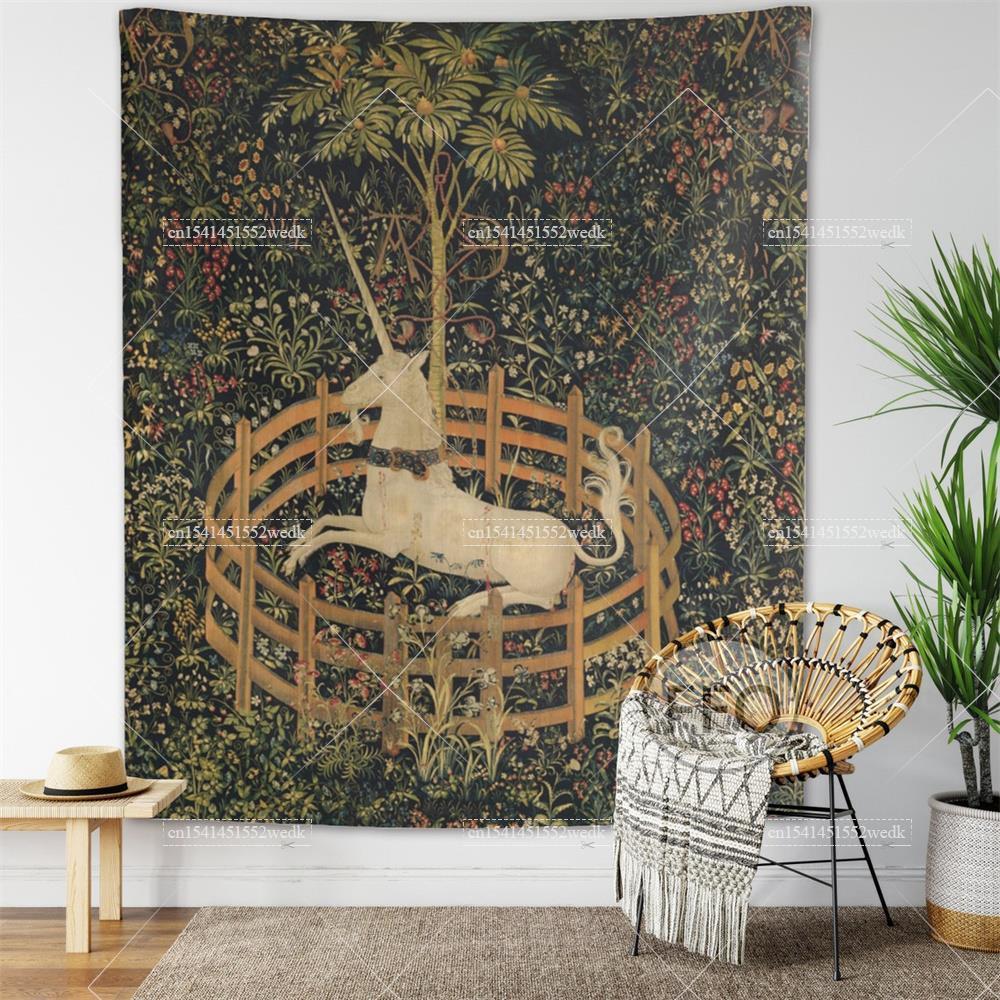 The Unicorn In straight Wall T - Yoga Fitness Mat recensione e prezzo