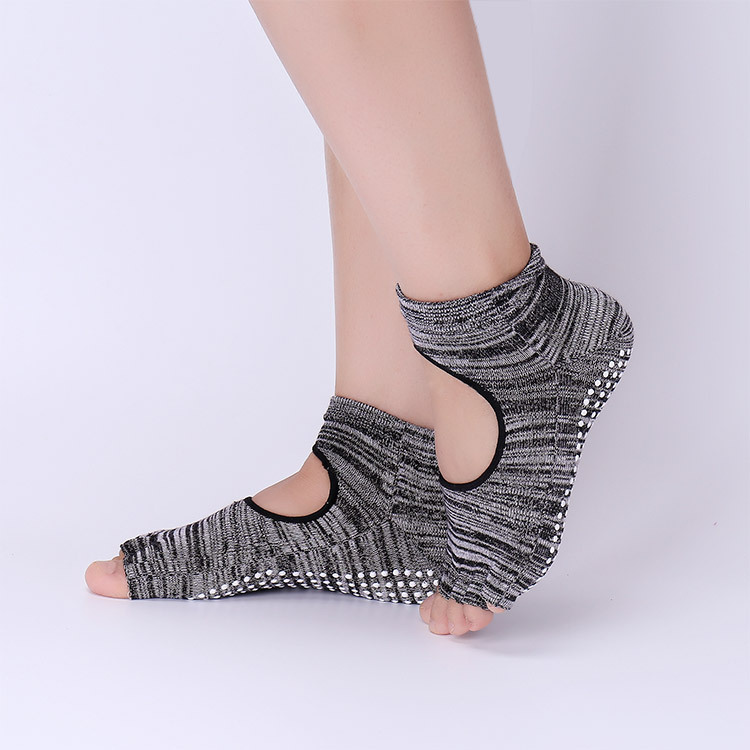 Calzini da yoga antiscivolo co - Yoga Toe Separator recensione e prezzo